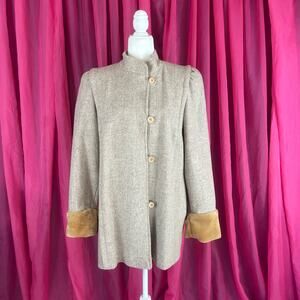 Vintage 80s 90s New York Girl union made wood button winter coat, size 16